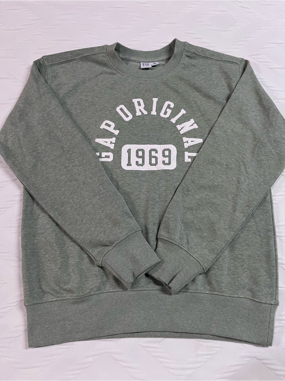 GAP Crewneck Sweatshirt with White Chest Print - Sage Green Kids 10/12 NW